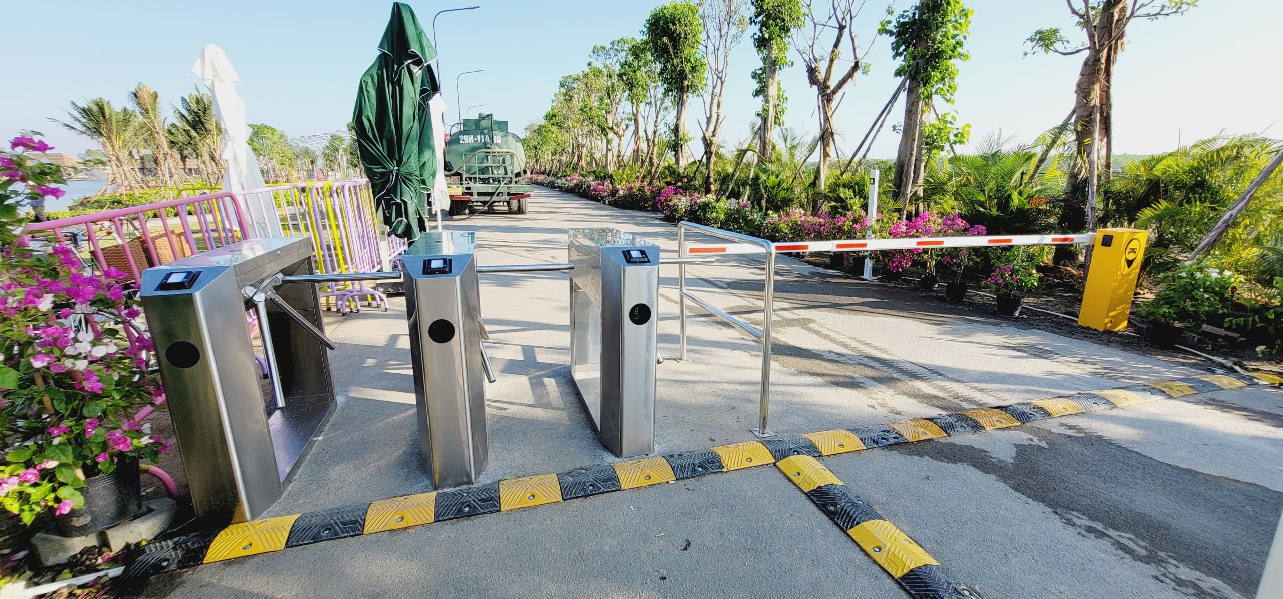 HỆ THỐNG KIẾM SOÁT VÉ BẰNG QROCDE