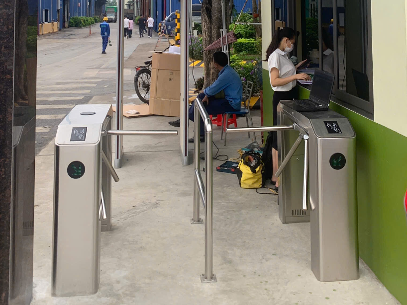HỆ THỐNG KIỂM SOÁT VÉ BẰNG THẺ TỪ