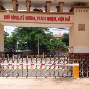 Cổng xếp inox 201 tự động VHB 05B5 3 cổng xếp inox 201 tự động VHB 05b5