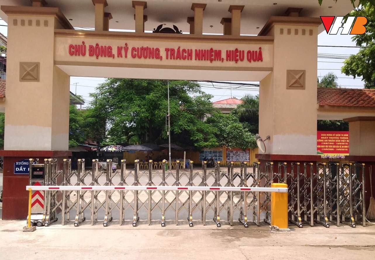 Cổng xếp inox 201 tự động VHB 05B5 5 cổng xếp inox 201 tự động VHB 05b5