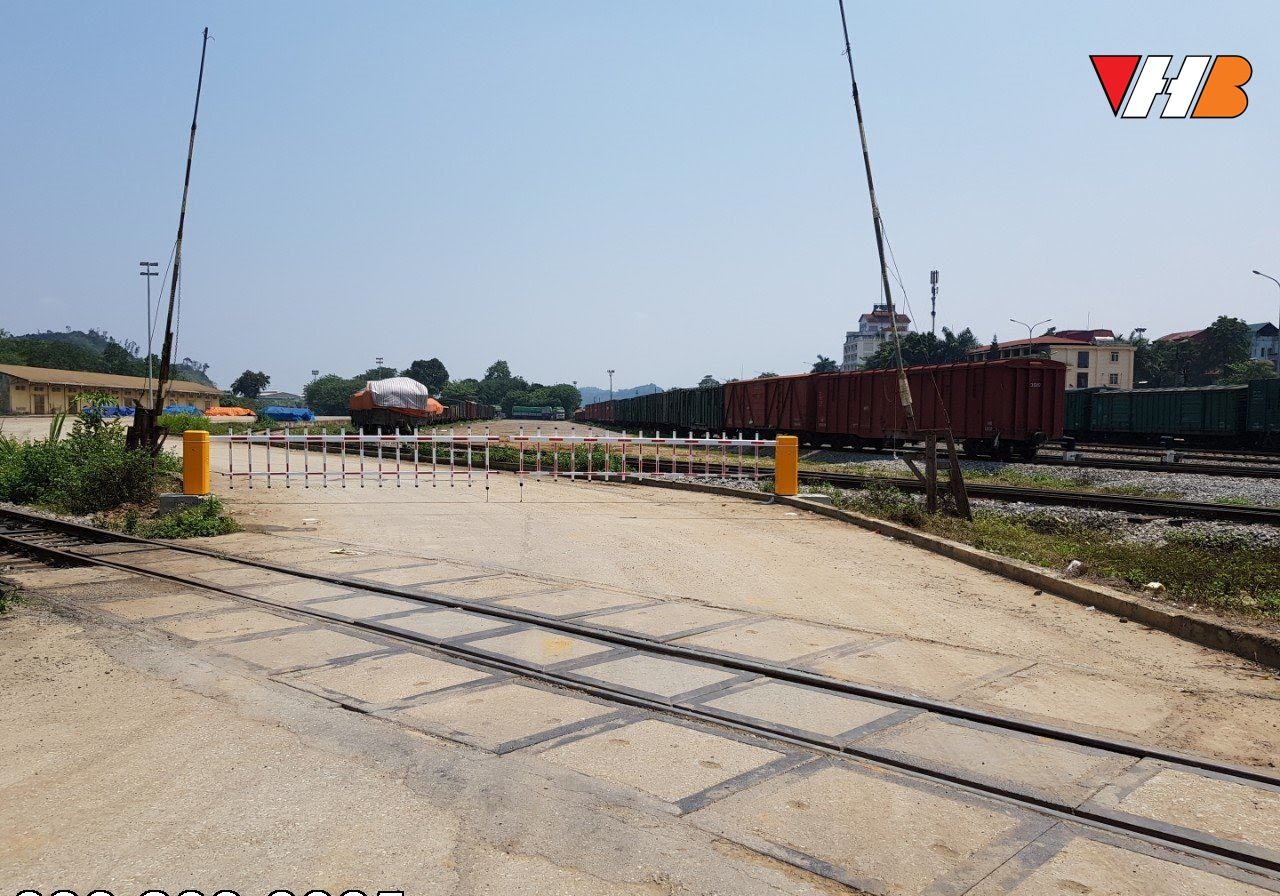 barie hàng rào, barie rào chắn đườg tàu