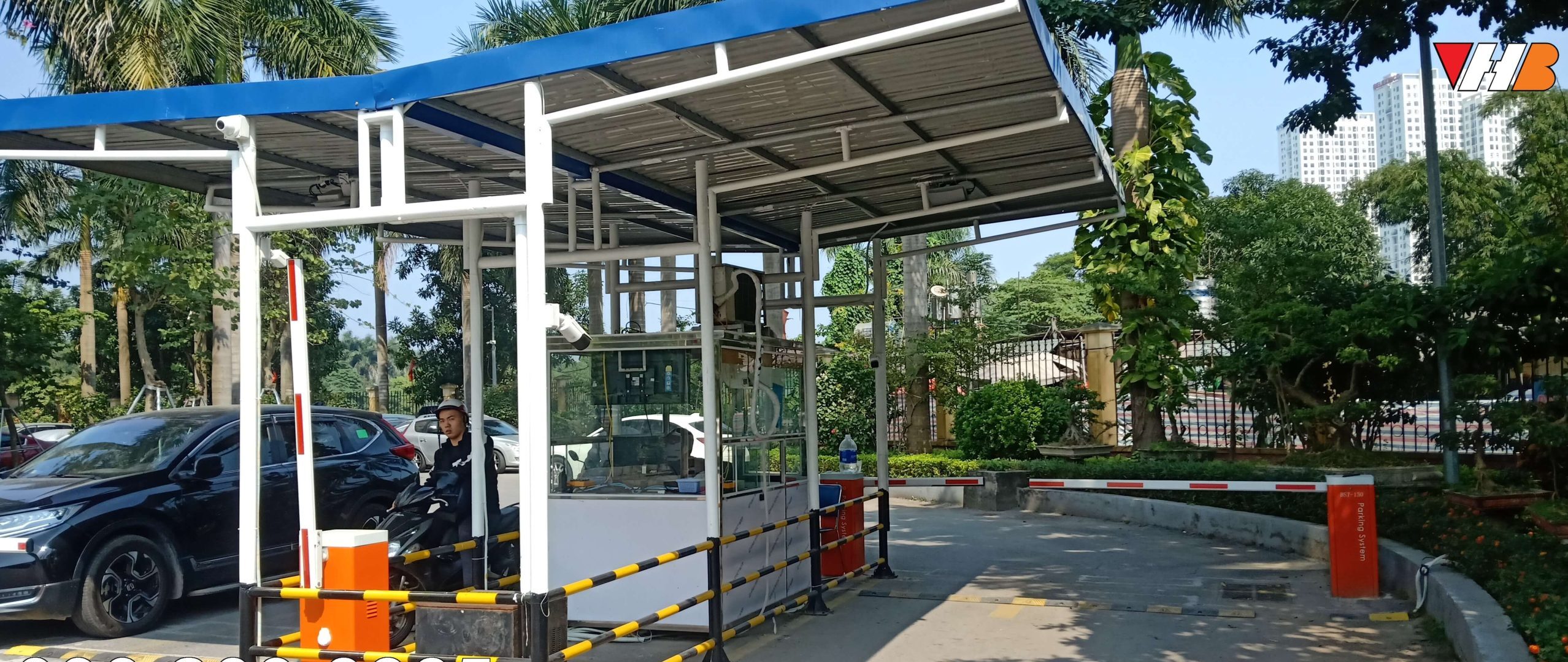 Barie tự động bãi xe BST 130