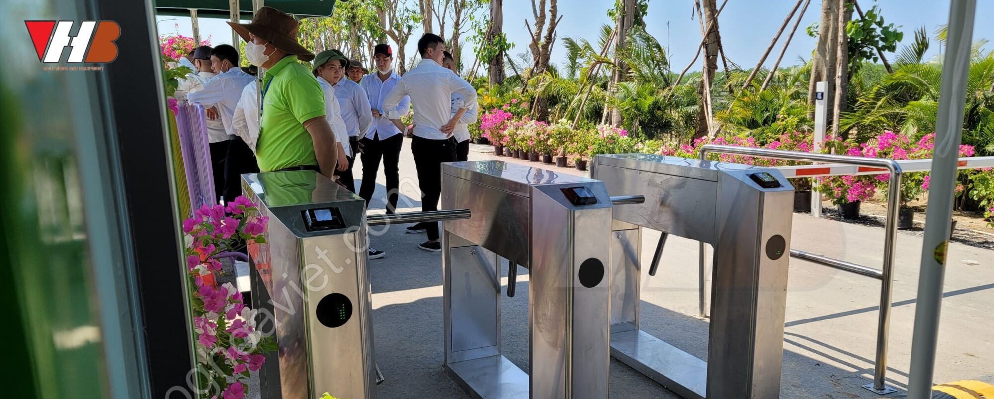 hệ thống kiểm soát ra vào khu nghỉ dưỡng tích hợp Qrcode