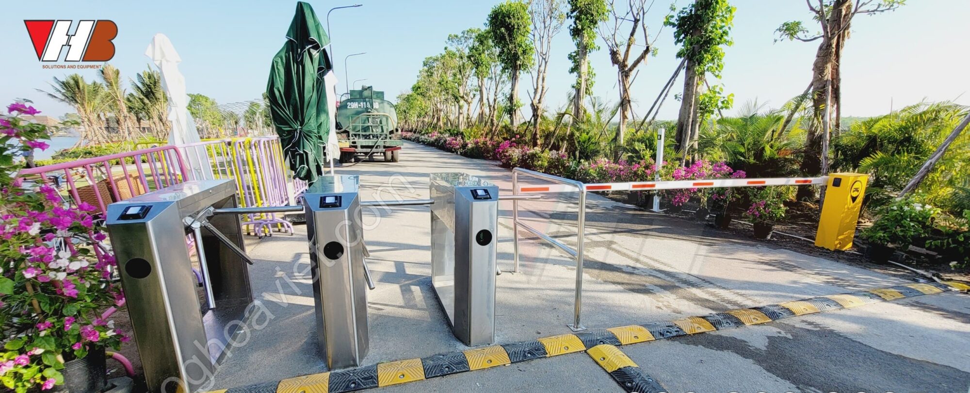 hệ thống kiểm soát ra vào khu nghỉ dưỡng tích hợp Qrcode