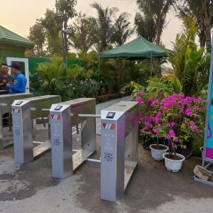 Cổng soát vé tự động khu vui chơi Ecopark Vinh