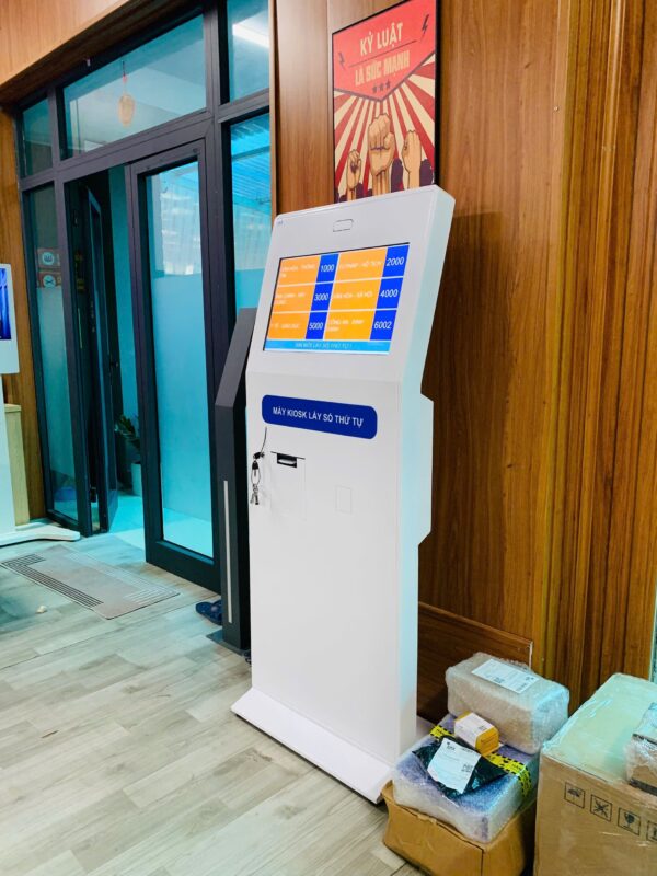 Kiosk lấy số cho hệ thống lấy số đa quầy