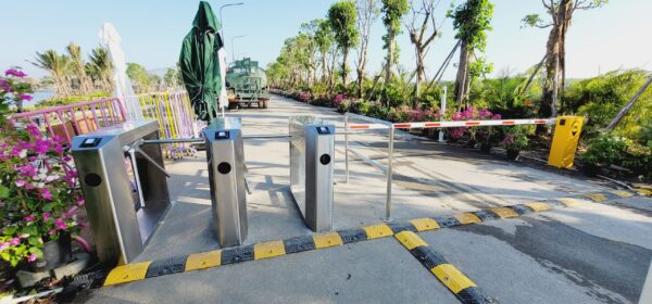 HỆ THỐNG KIẾM SOÁT VÉ BẰNG QROCDE
