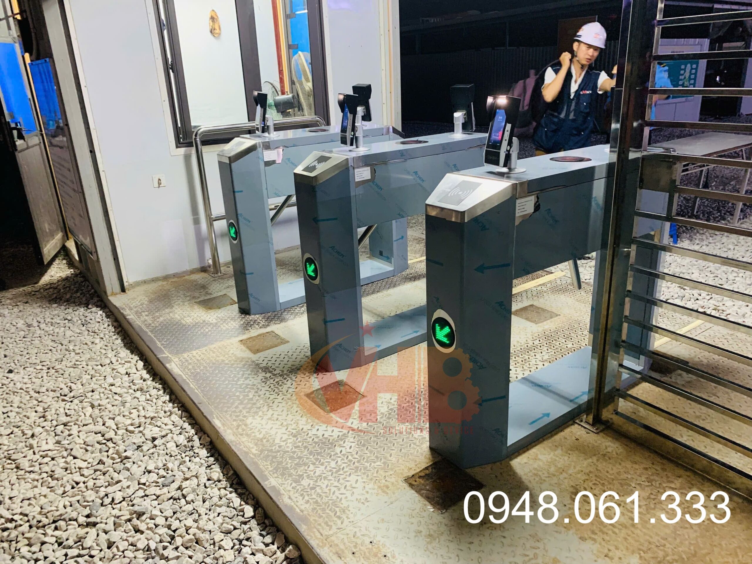 Kiểm soát ra vào công trường xây dựng – Giải pháp kiểm soát con người hiệu quả 1 Kiểm soát ra vào công trường xây dựng – Giải pháp kiểm soát con người hiệu quả