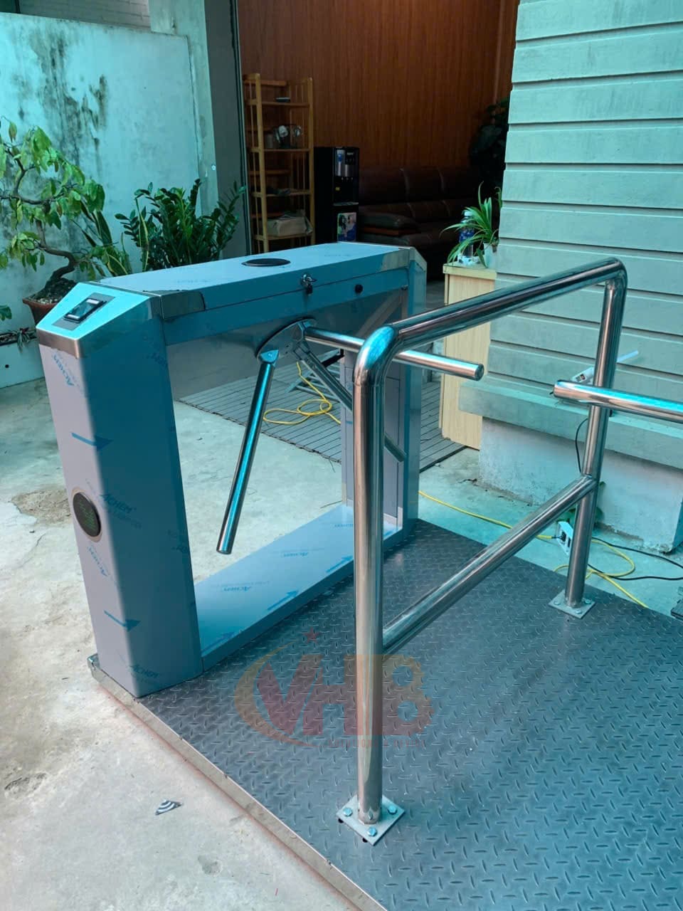 Bán Vé Tự Động Tích Hợp Cổng Xoay