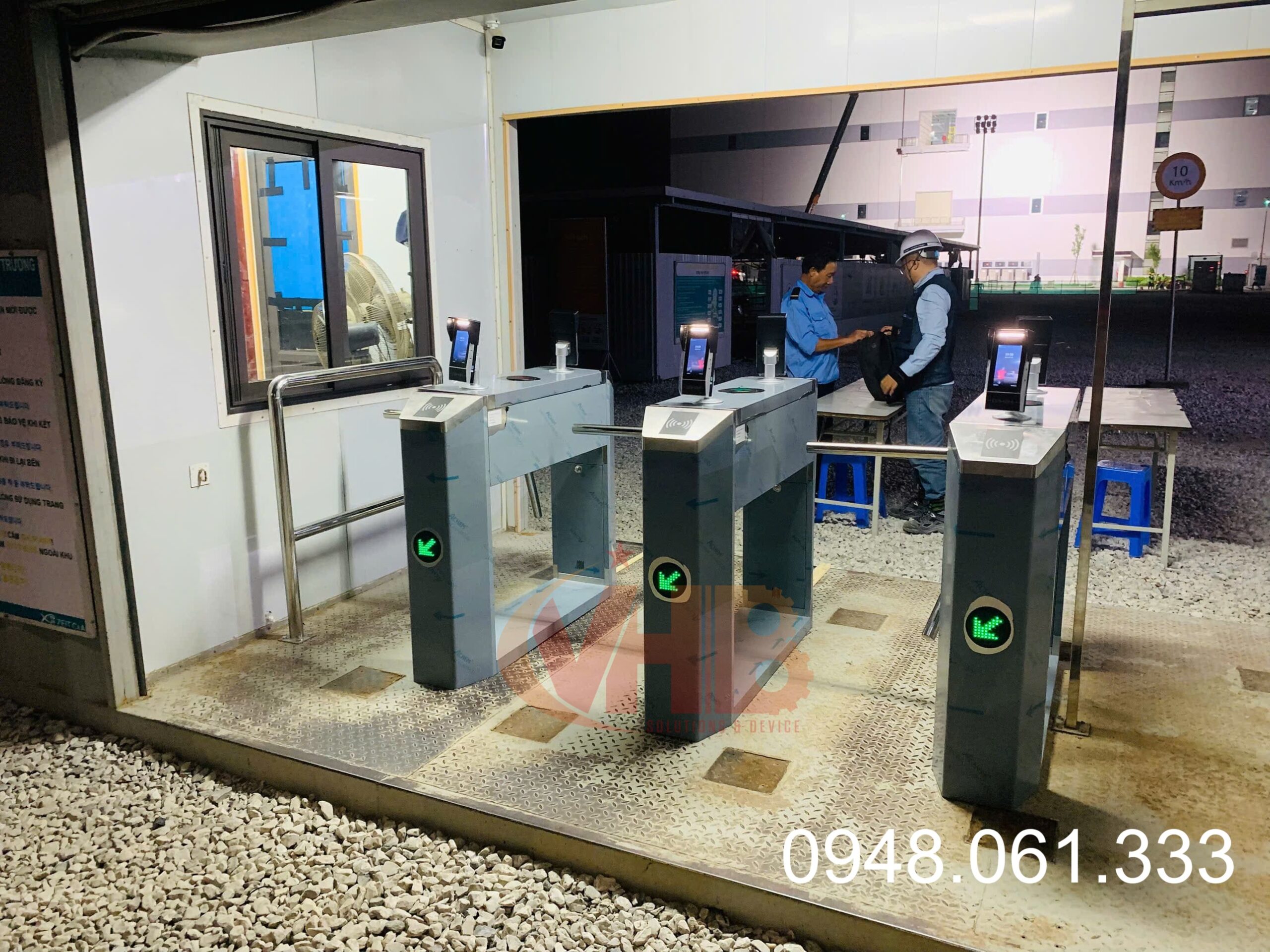 Giải pháp kiểm soát công nhân bằng thẻ từ tại nhà máy, xí nghiệp