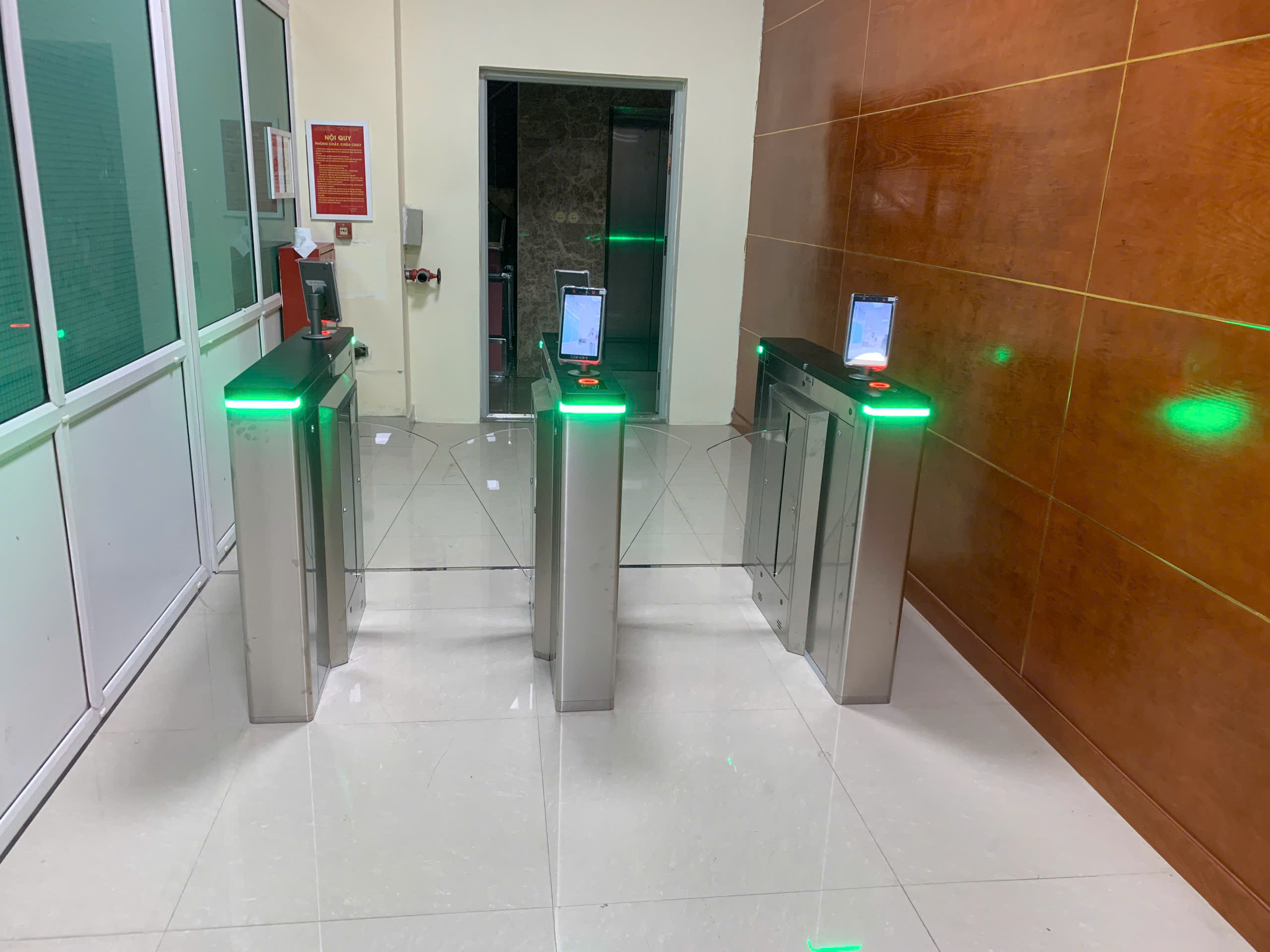 Hệ thống kiểm soát vé khu vui chơi