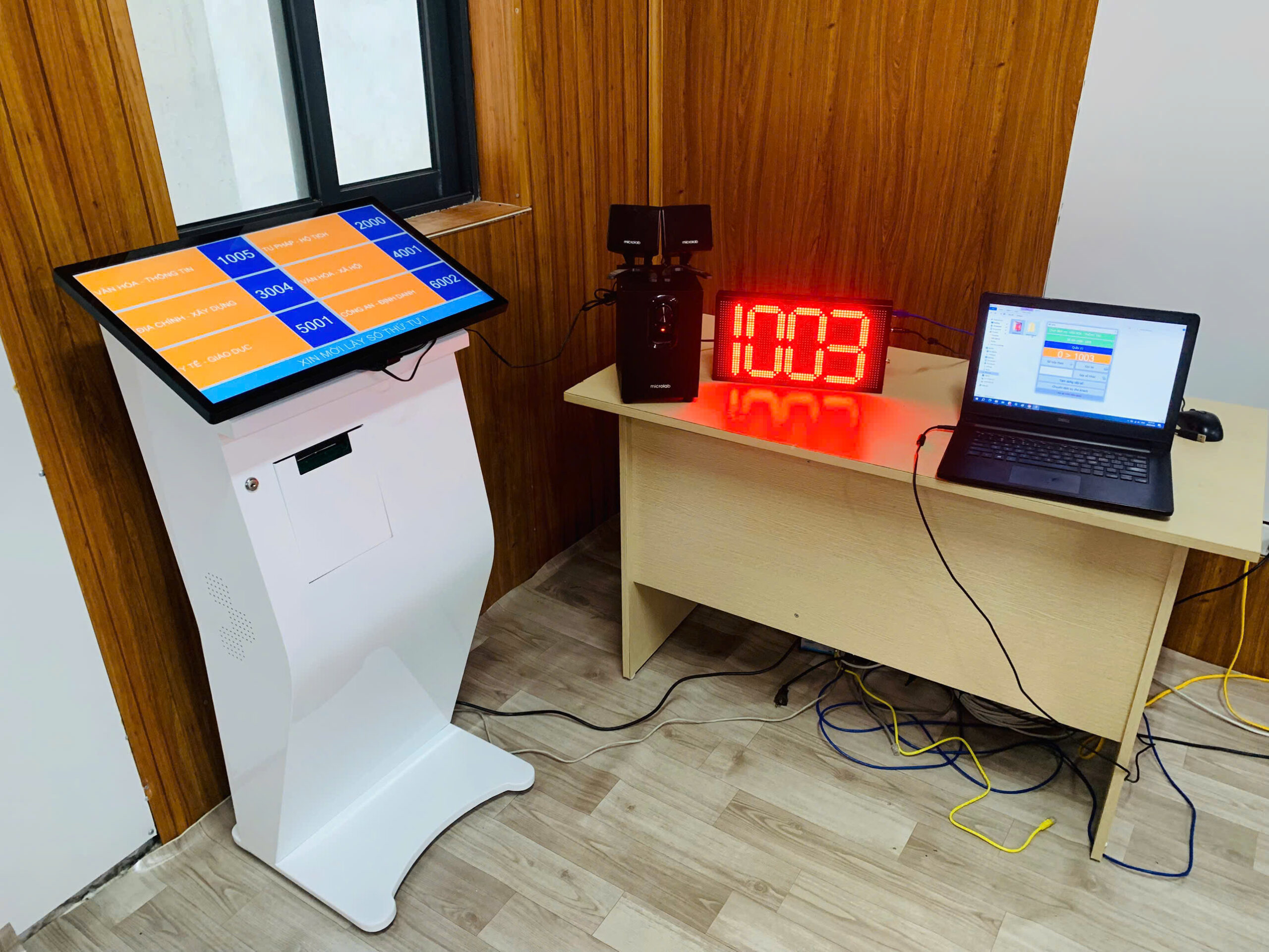 Máy lấy số hành chính công tại Dịch vụ công