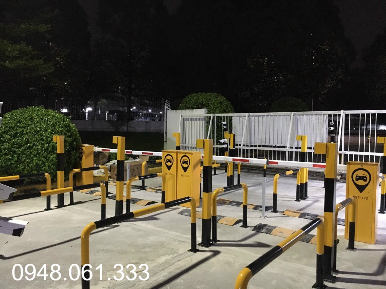 Hệ Thống Giữ Xe Bằng Thẻ Từ – Giải Pháp Kiểm Soát Phương Tiện Hiện Đại 3 HỆ THỐNG KIỂM SOÁT BÃI XE BẰNG KHUÔN MẶT