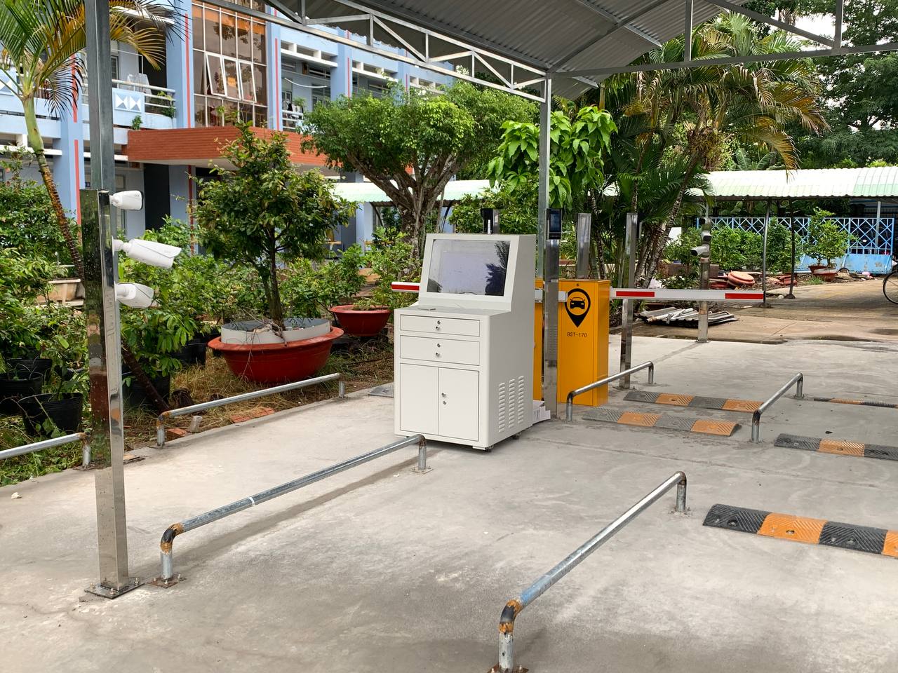 Phần Mềm Quản Lý Phương Tiện – Theo Dõi & Báo Cáo Thông Minh 6 Hệ thống quản lý bãi xe tự động bằng FaceID cho bãi đỗ xe